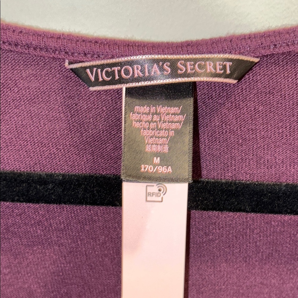 Victoria’s Secret Long Sleeve Wrap Lounge Crop Top NWT Plum Purple M - Picture 3 of 5